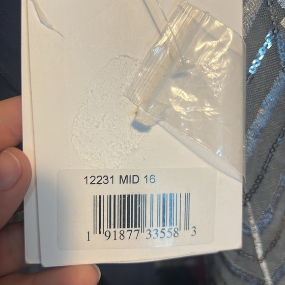 Mac Duggal 12231 / 12527 NWT BEADED CUFF DROP SHOULDER FAUX WRAP GOWN - Picture 9 of 16